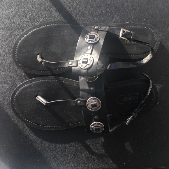 Sandals - Picture 2 of 3